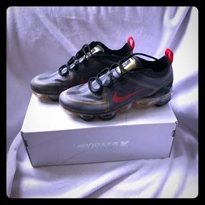 Women’s Size 8.5 Nike Air Vapor Max